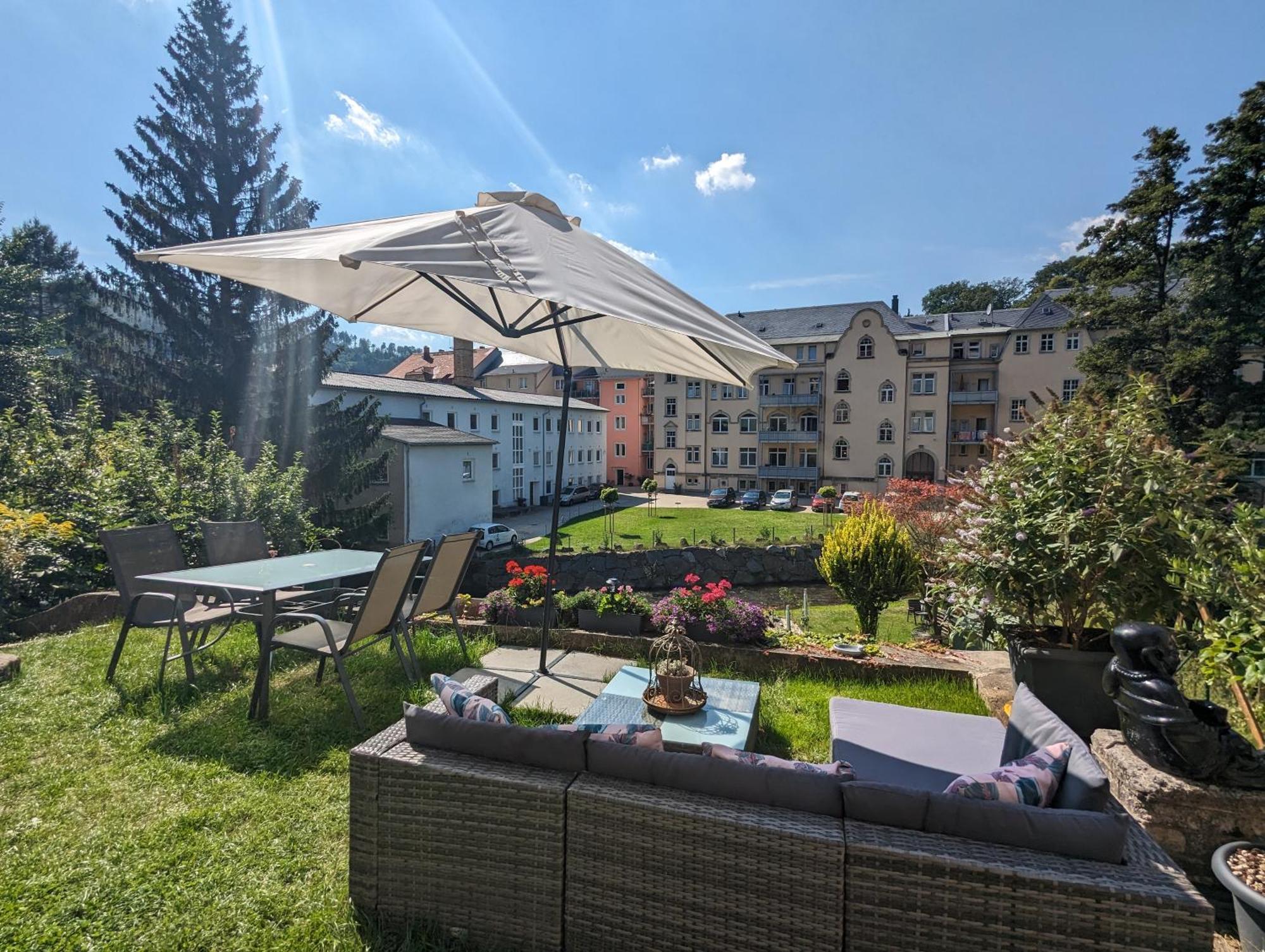 Zi2 - Urlaubsmagie - Whirlpool, Sauna Und Garten Apartment Зебниц Екстериор снимка
